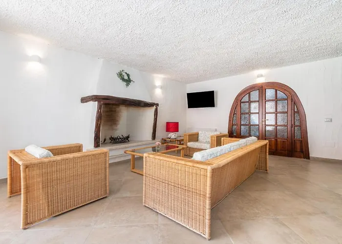 Eleonora App To 4 Nyaraló *